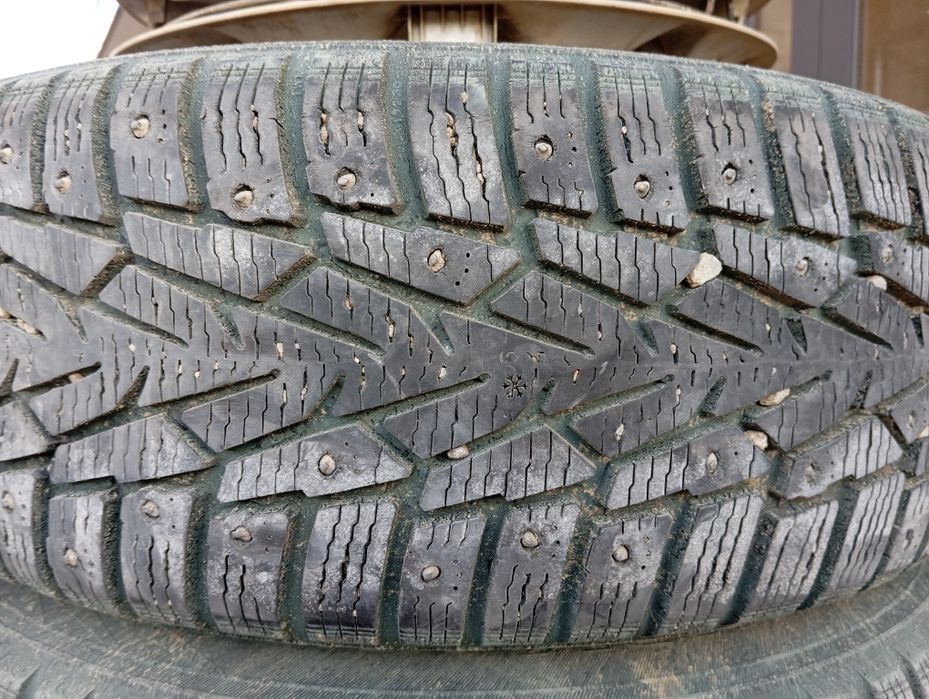 Зимние шины 205.60r16 в комплекте 4шт
