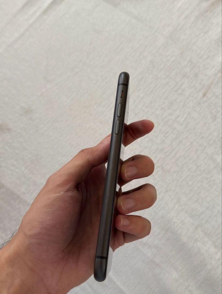 Iphone 11 bez karobka