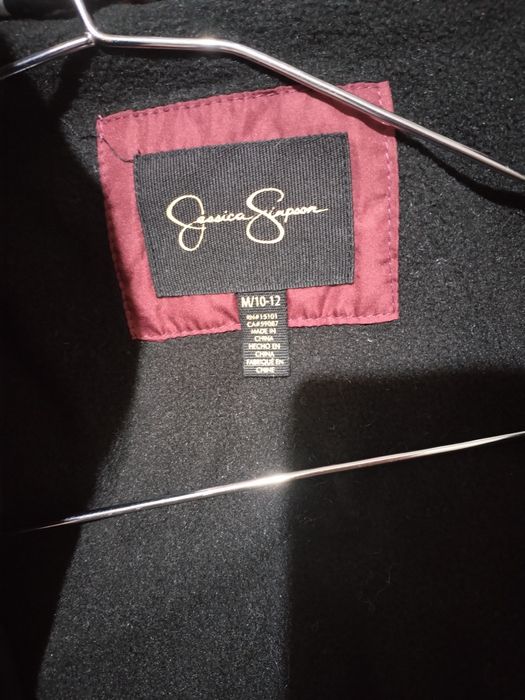 Тёплая куртка на девочку до 10лет