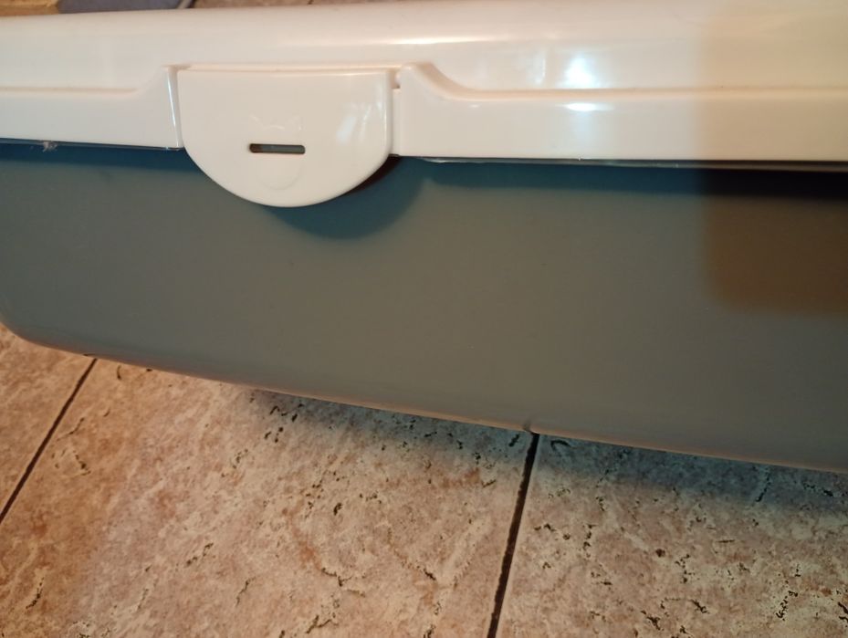 Litiera cu ramă mare pisici nouă cu lopatica, 48×37×16 cm