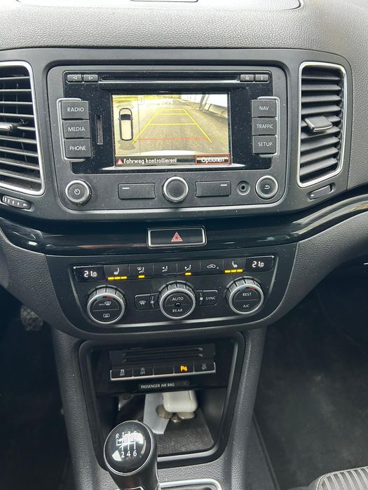 Seat Alhambra  2013   4 Motion
An 2013
Motor 2l 140cp
297000