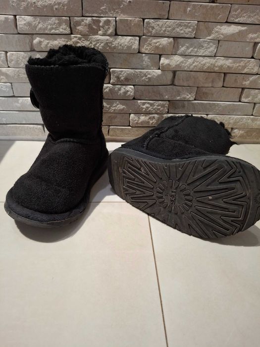 Детски ботуши апрески UGG за момиче 24