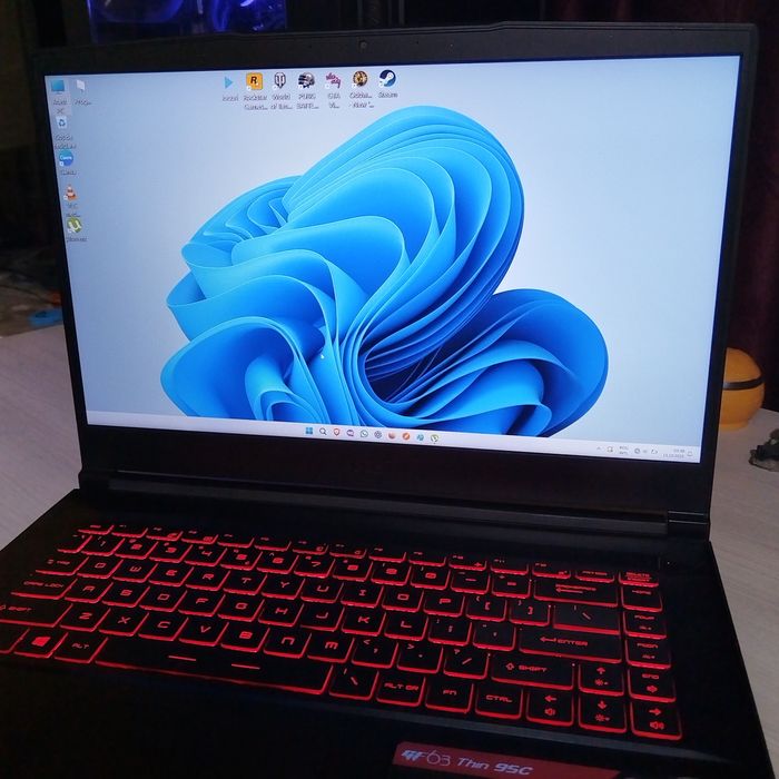 Laptop Gaming MSI GF63 Thin 9SC