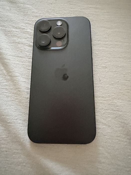 Iphone 15 pro . 128gb