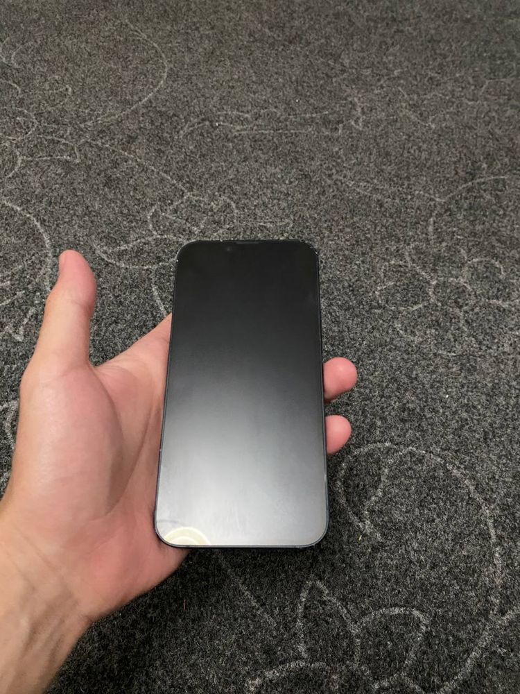 smartfon Apple 14