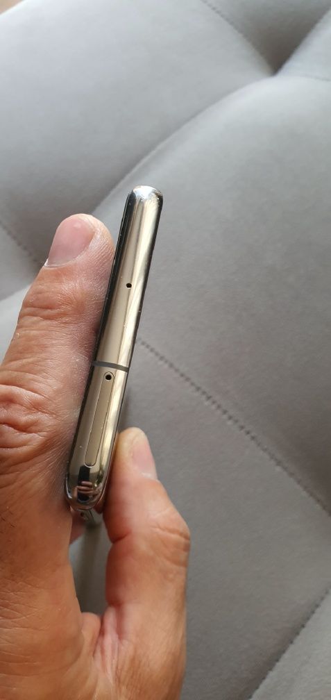 Samsung S10+ за смяна на дисплей