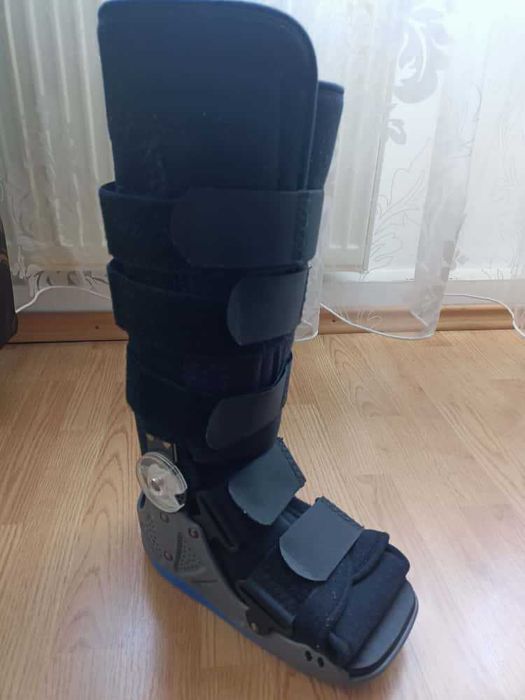 Vand orteza reglabila la unghi+Carje