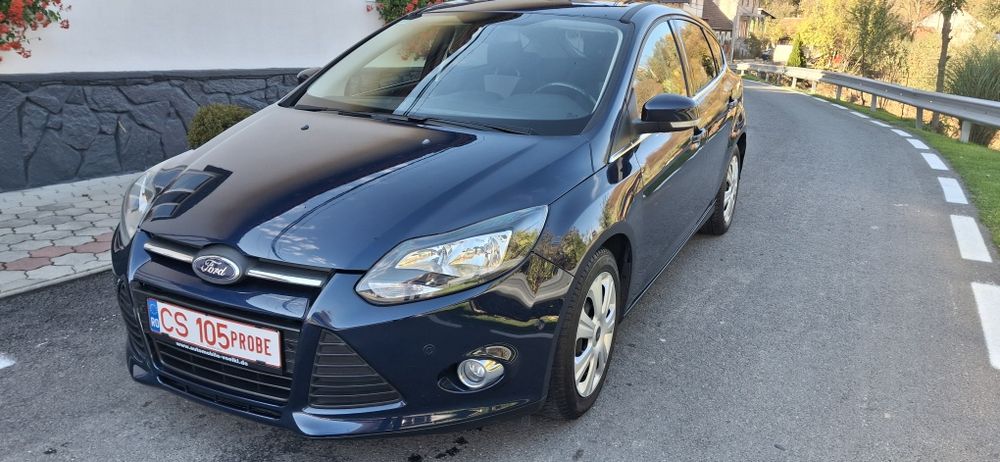 Ford Focus 2013 .Clima. inc.in scaune