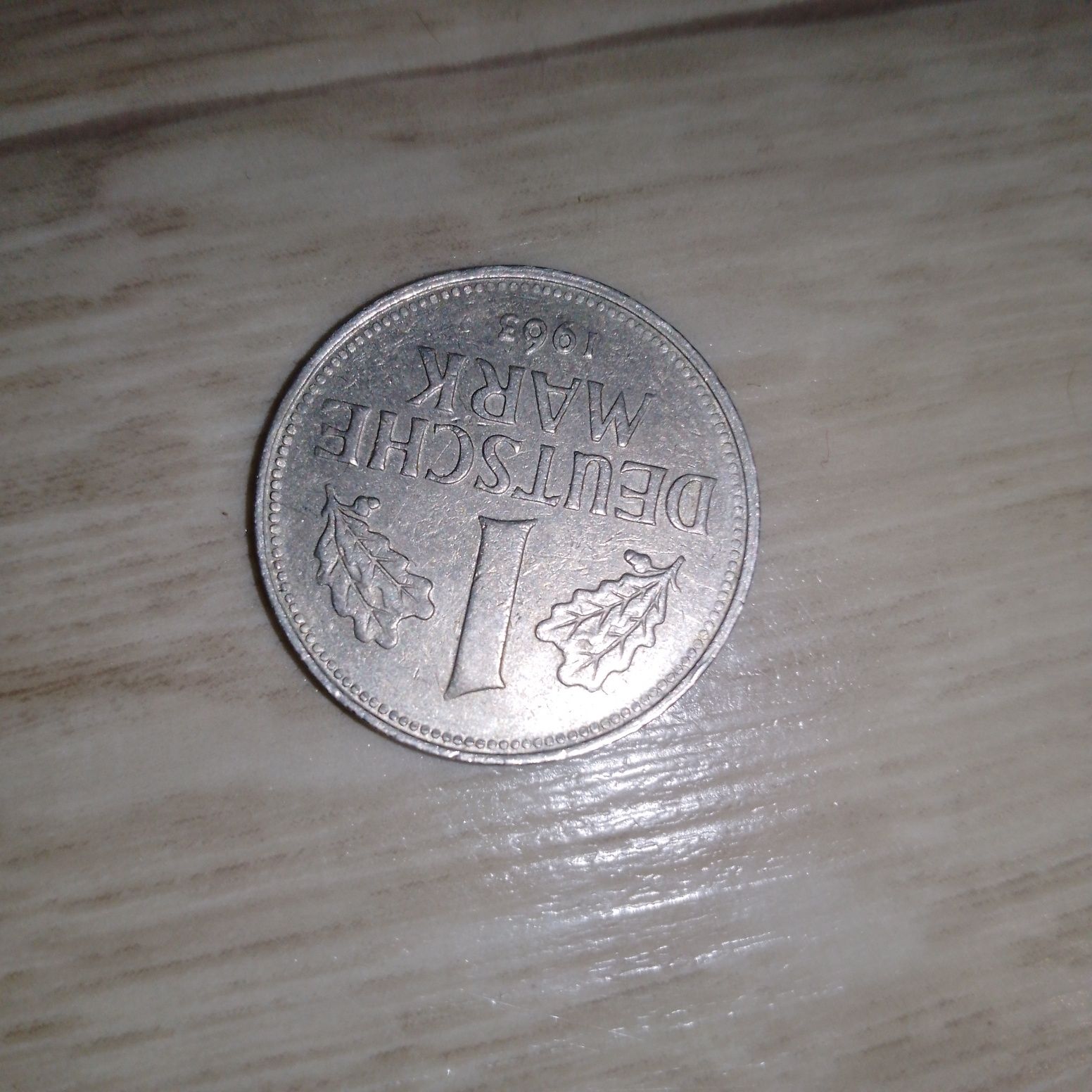 Продам монету      .
