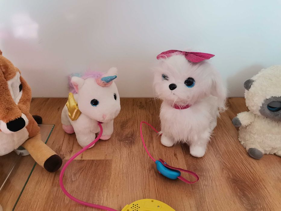 Плюшени интерактивни играчки