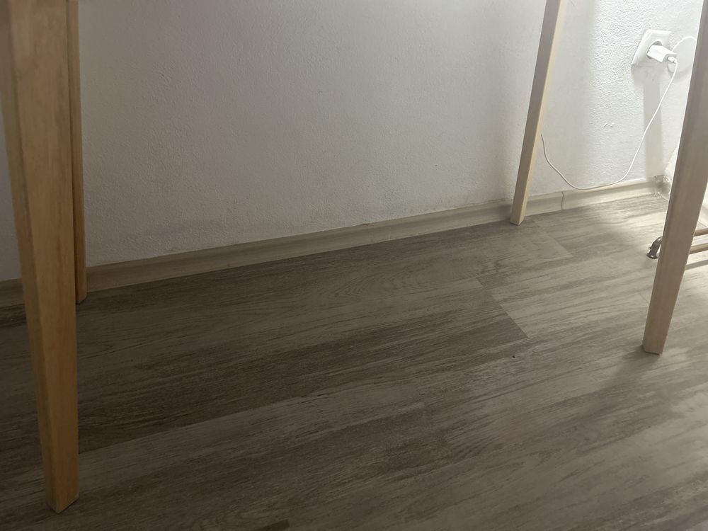 Бяло бюро от MDF