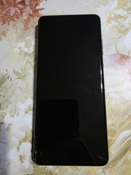 Продавам Samsung  S20 Ultra