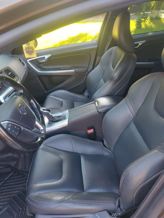 Volvo V60 Cross Country 2018 2.0 tdi 150 cp