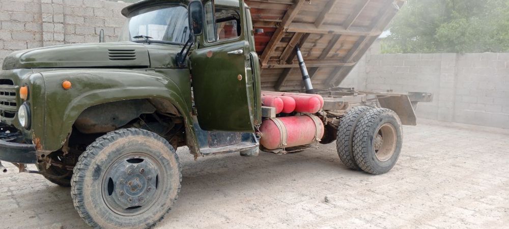 Zil 53 Sotiladi.Shahrisabz