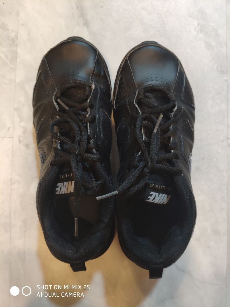 Мъжки маратонки Nike T-lite XI