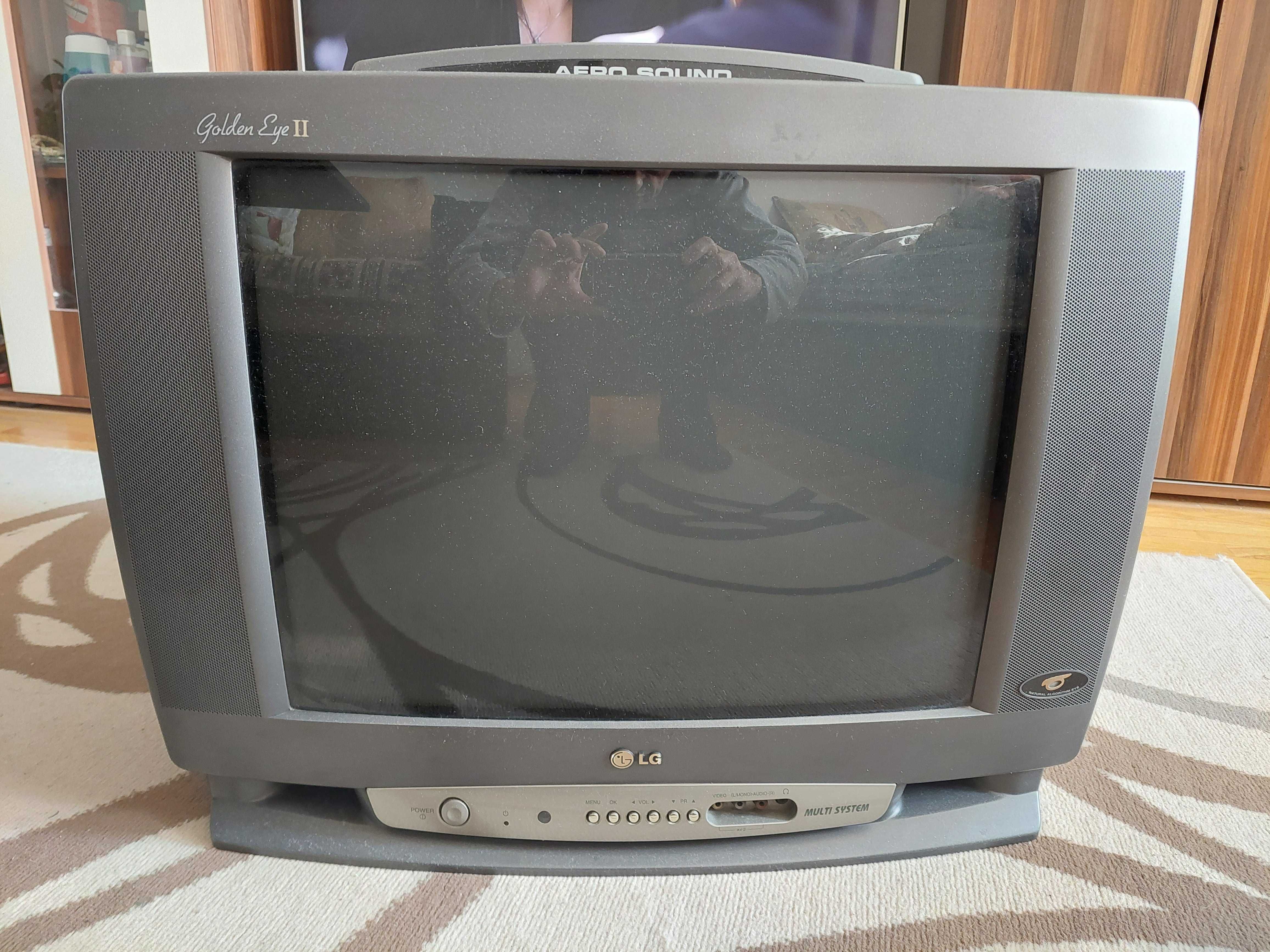 Телевизор LG 21инча