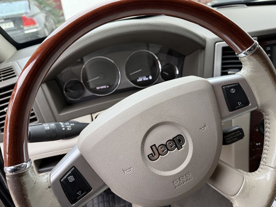 Jeep Grand Cherokee Overland