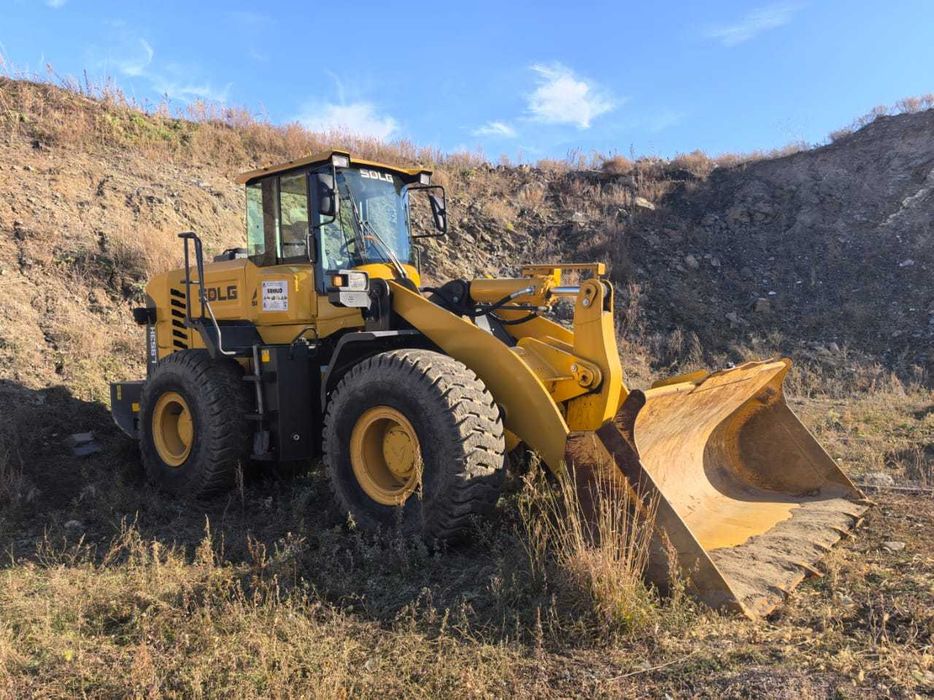 Услуга Погрузчика 3-х к. Опытный водитель. Рай. КШТ.