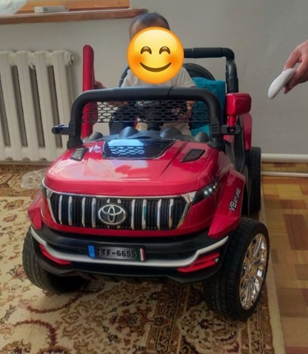Продам детскую машину