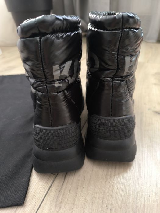 Cizma de zapada imblanit Karl Lagerfeld 37