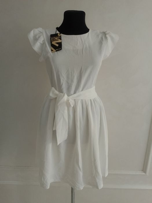 Белое платье сарафан 1 сентября школа рюкзак учебник одежда