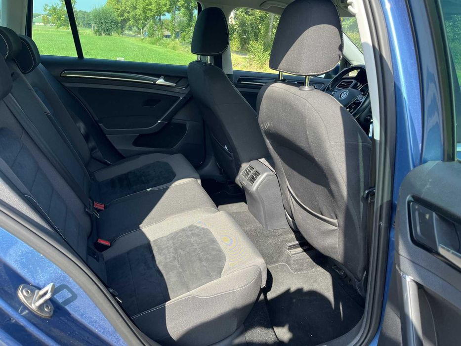 VW GOLF 7 Highline Automată Benzină RATE DIRECT cu Buletinul 640 RON