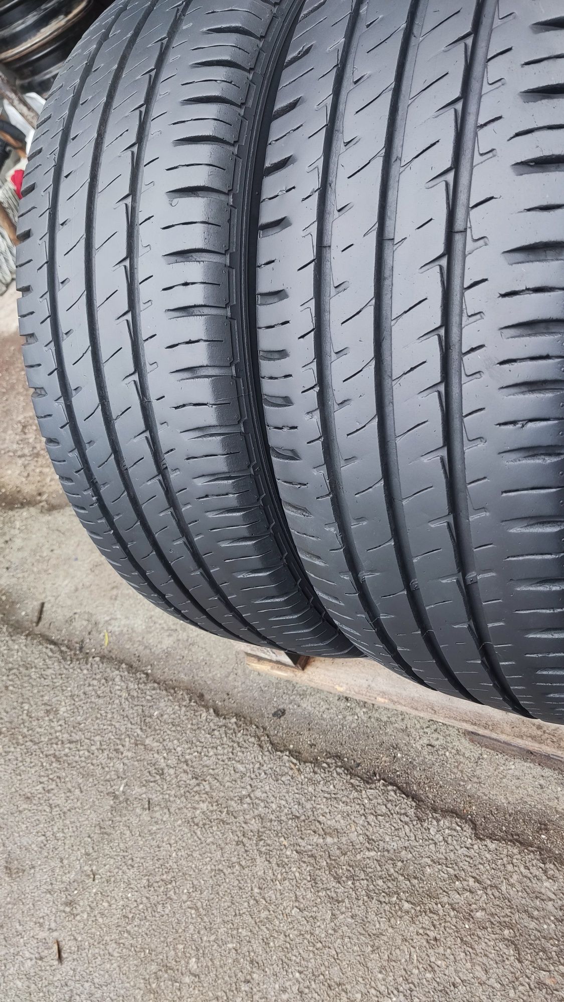 2бр. летни бусови гуми 215/65/16C, Hankook Vantra LT
dot22
7.8mm
Мног