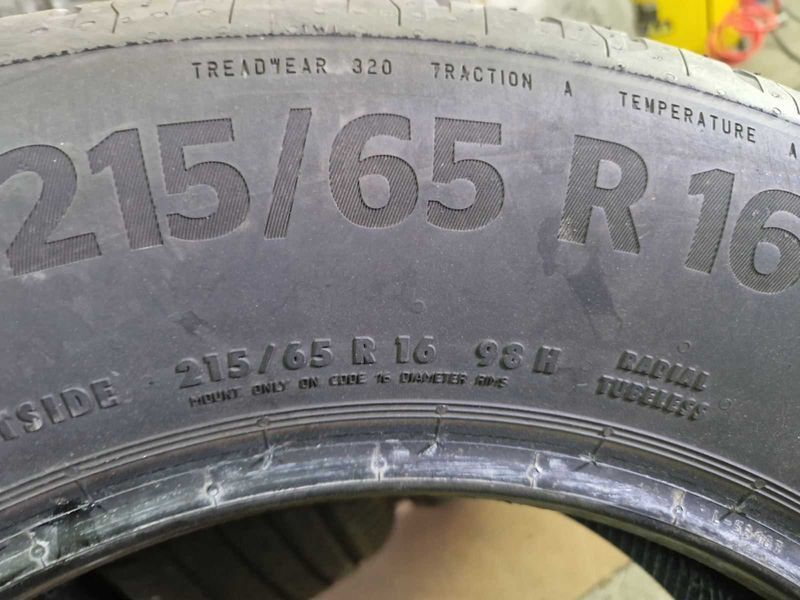 4 Continental R16 215/65
летни гуми
DOT0422