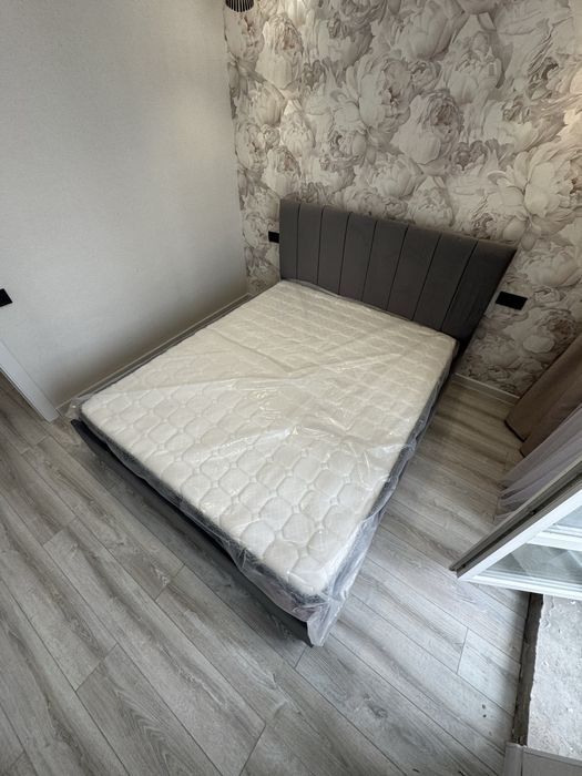 Кровать + матрас (Самовывоз и сам разбор)