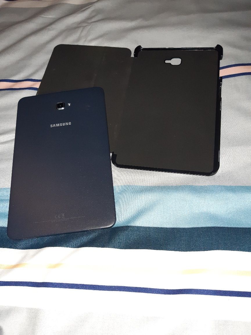 Vând tableta Samsung tab A
