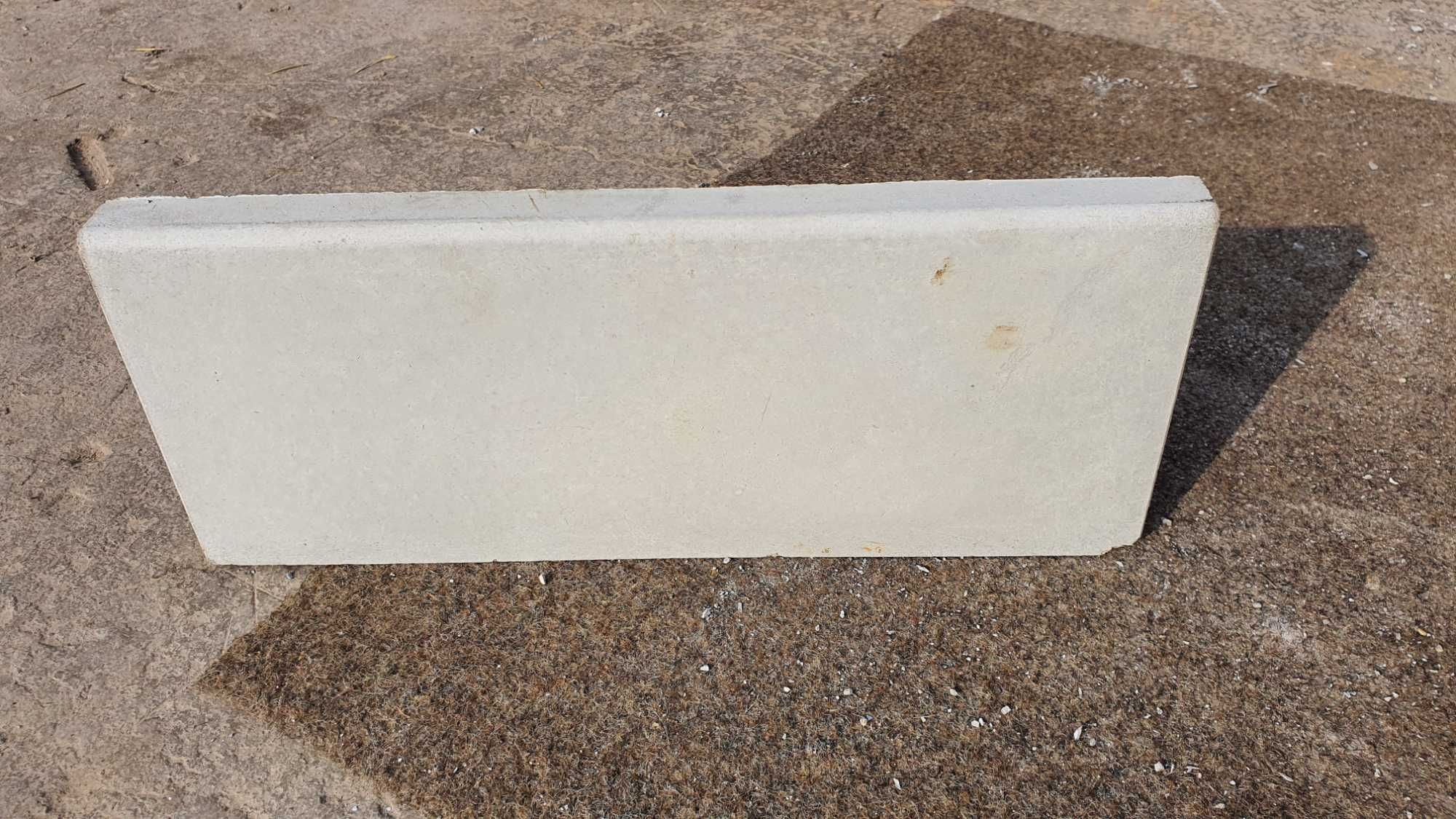 Borduri din beton pentru alei carosabile sau pietonale