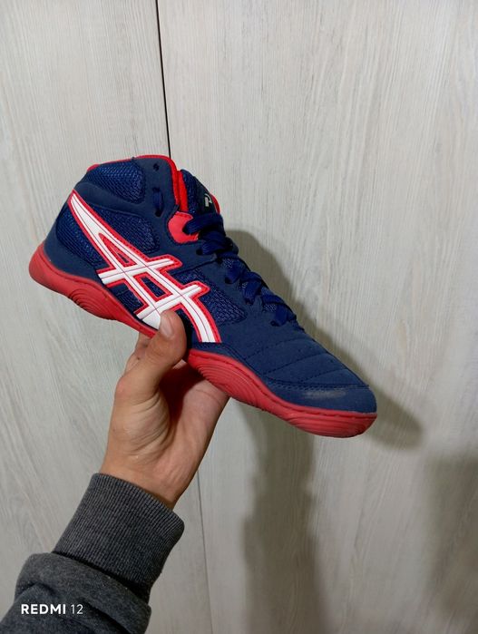 Борцовки asics новые 41 размер
