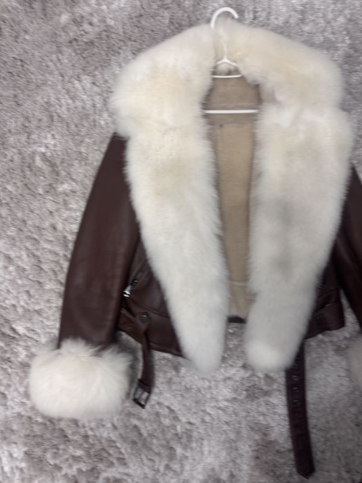 Cojoc de piele naturala si blana de vulpe