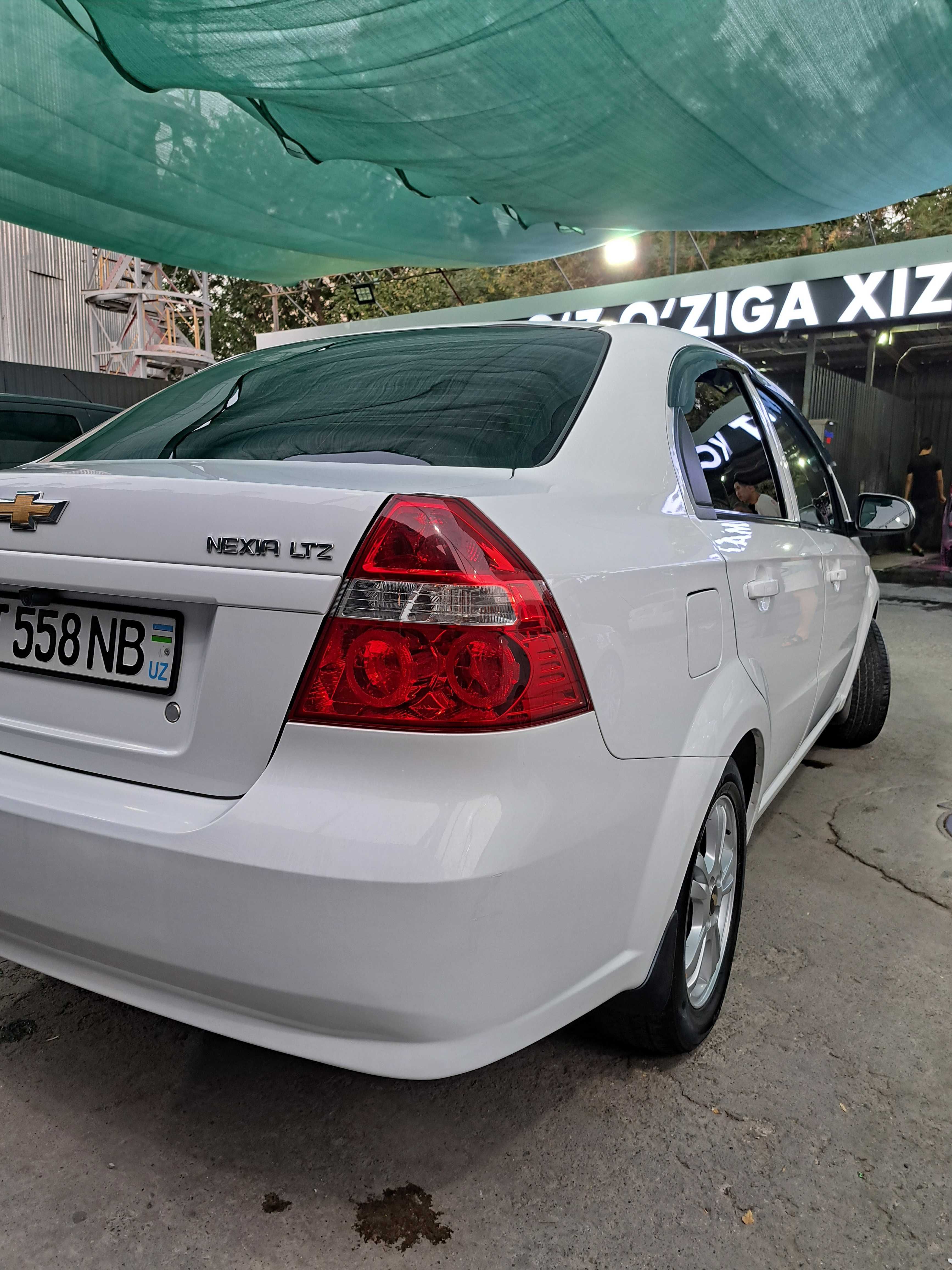 Nexia 3 2017y. sotiladi avtomat 8.500 y.e