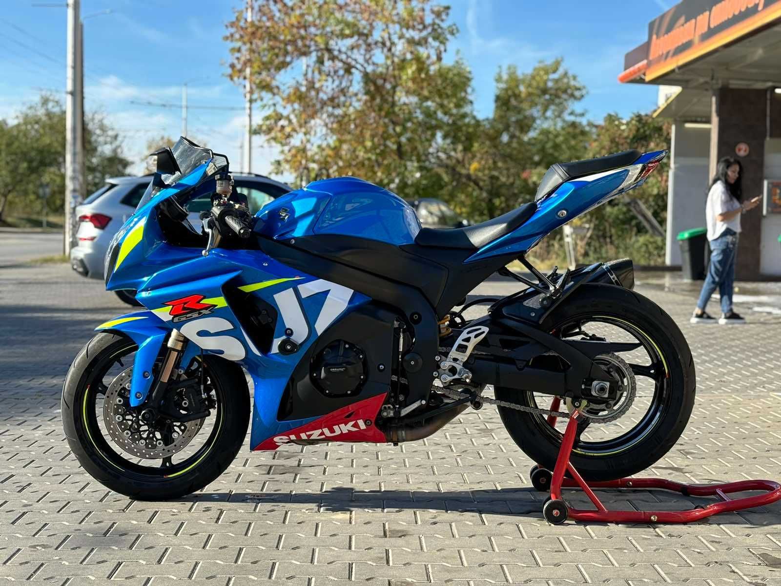 Suzuki GSXR-1000 2010 L0