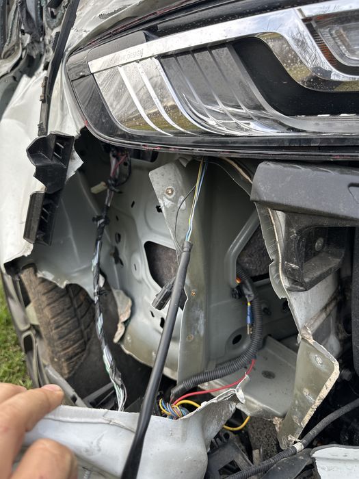 Renault megane bose 1.3 tce 2018 avariat