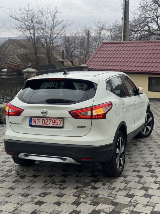 Nissan Qashqai //1.5D 110cp J11// 2015