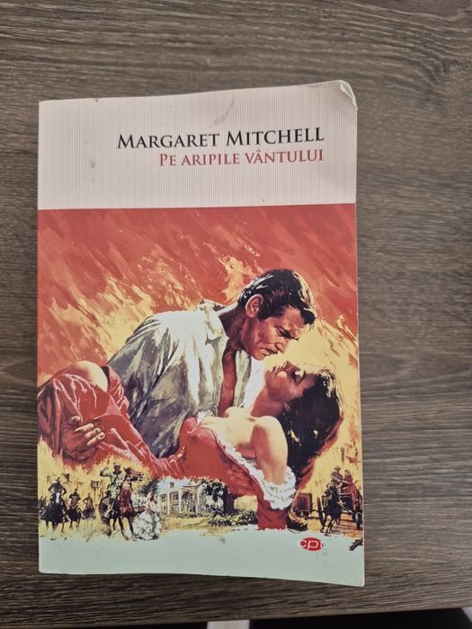 Roșu și negru- Stendhal și Pe aripile vântului-Margaret Mitchell