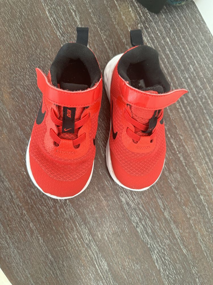 Nike Найк детски маратонки 23.5