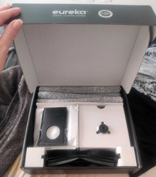 Комплект консумативи за EUREKA J20 прахосмукачка робот