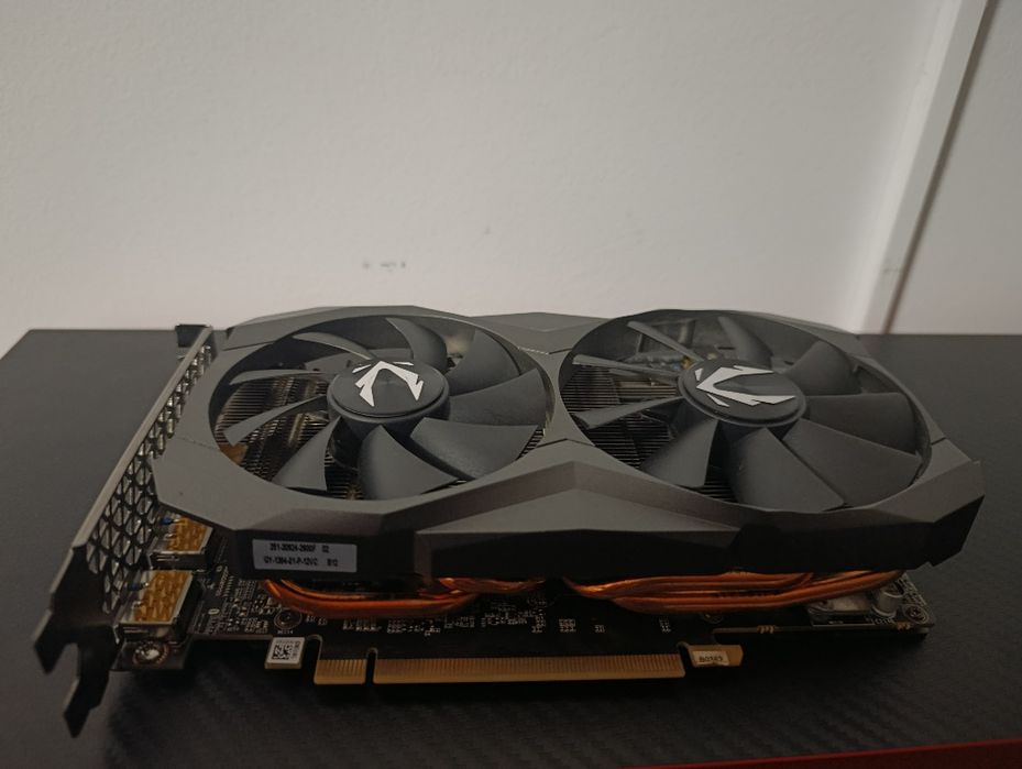 Se vinde Placa video ZOTAC 2060 6GB