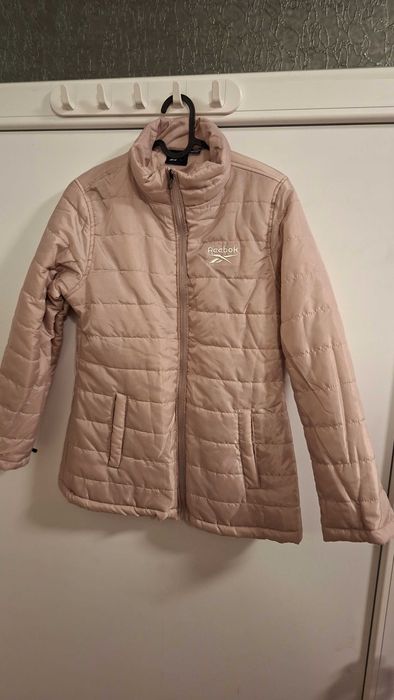 Reebok бледорозово капитонирано яке – XS / S / M / L