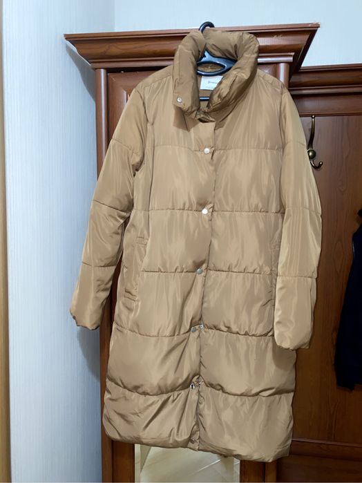 Зимняя куртка пуховик Stradivarius М