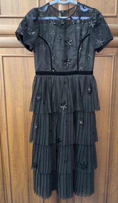 Вечерние платья , 1 выход