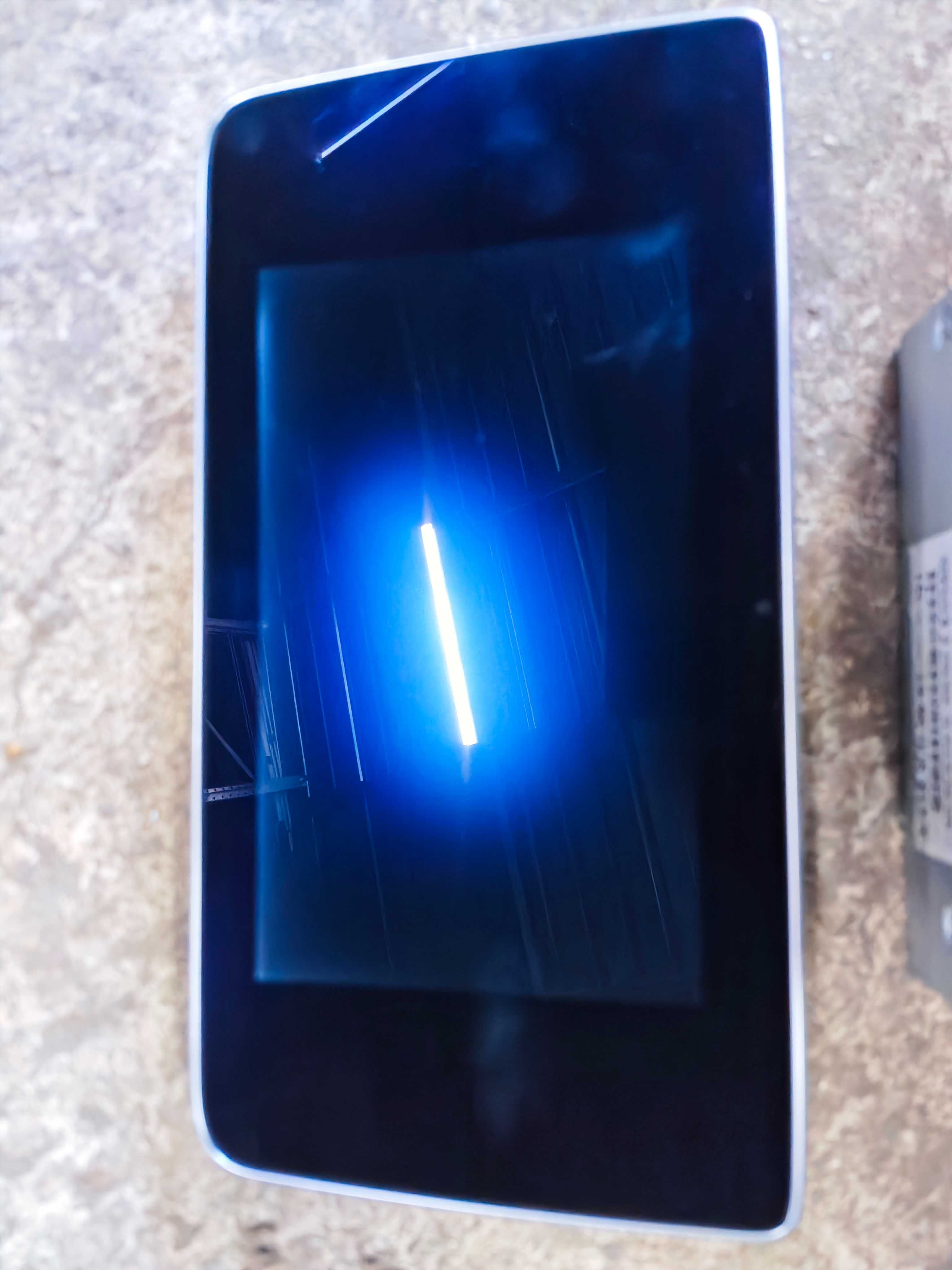 Навигация и дисплей команд MERCEDES W218 CLS Radio CD NAVI