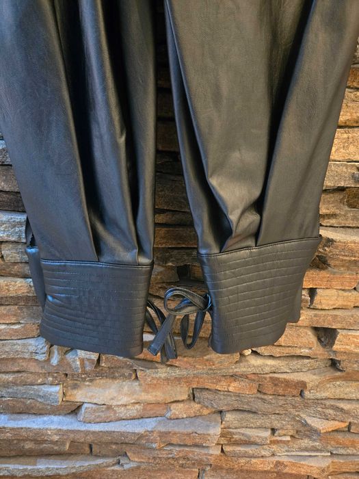 Кожен панталон Silence с висока талия / Нов