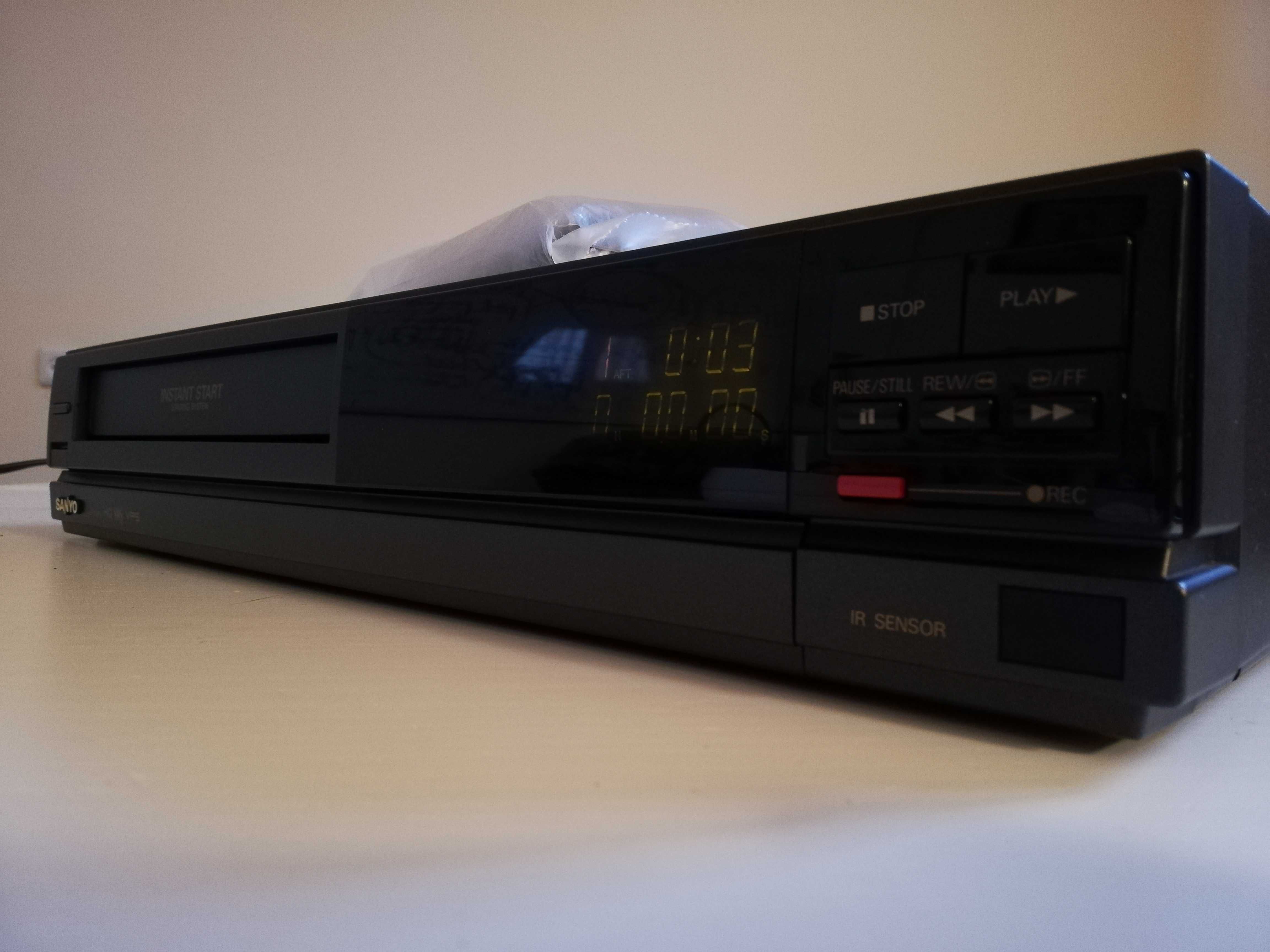 Video Cassette Recorder SANYO VHR 7100G -VHS/Impecabil/RFG/Telecomanda