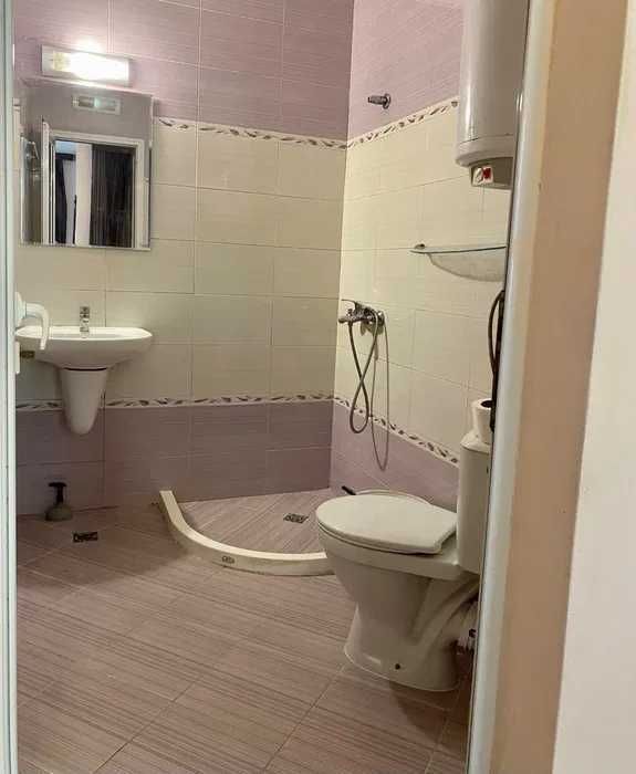 Дава се под наем Двустаен апартамент в Поморие - 56 кв.м за 275 € - Снимка #2