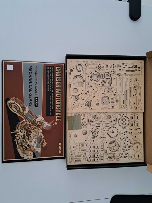 Puzzle 3D Motocicleta Cruiser, 420 piese, lemn, Rokr