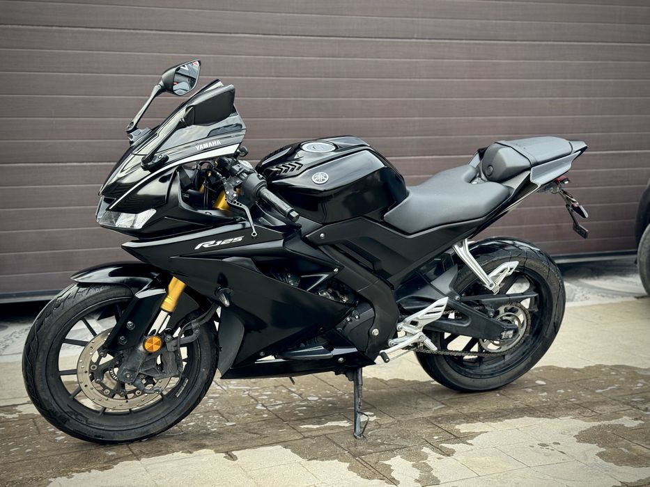 Yamaha Yzf R125~Anvelope NOI~Parbriz sportR~SemnalizariLED~Suport nr